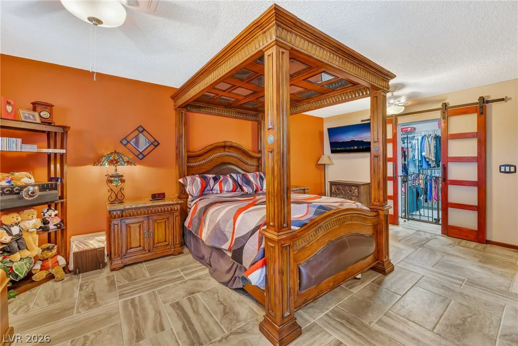 9015 Hammer, Las Vegas, NV 89149