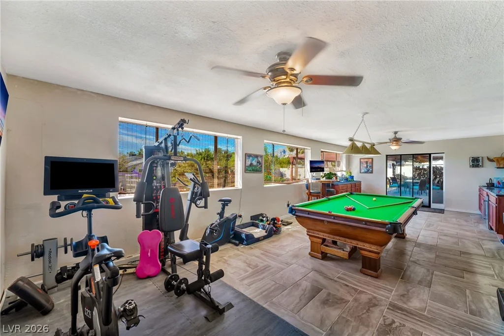 9015 Hammer, Las Vegas, NV 89149
