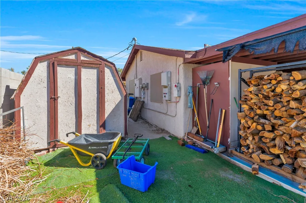 9015 Hammer, Las Vegas, NV 89149