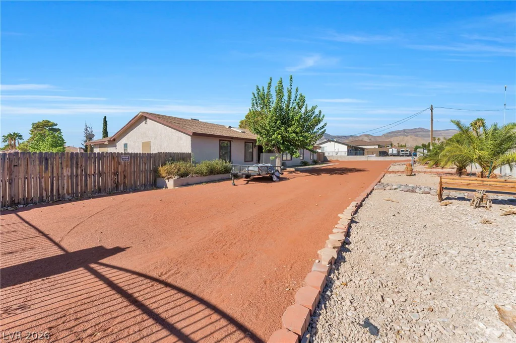 9015 Hammer, Las Vegas, NV 89149