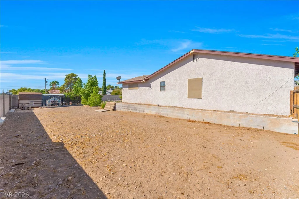 9015 Hammer, Las Vegas, NV 89149