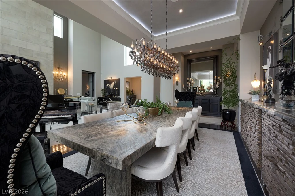 2323 Pinto, Las Vegas, NV 89107