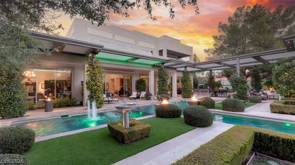 2323 Pinto, Las Vegas, NV 89107