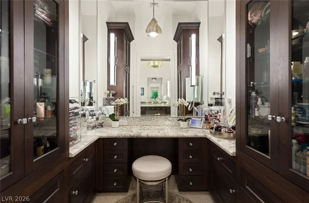 2323 Pinto, Las Vegas, NV 89107