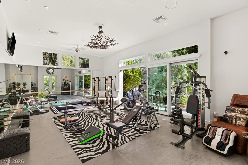 2323 Pinto, Las Vegas, NV 89107