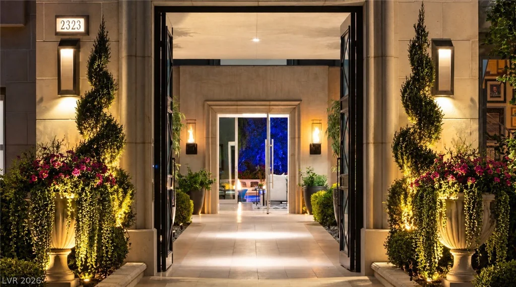 2323 Pinto, Las Vegas, NV 89107