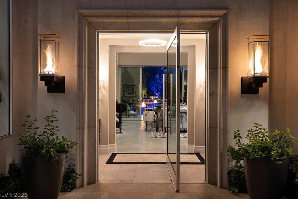 2323 Pinto, Las Vegas, NV 89107