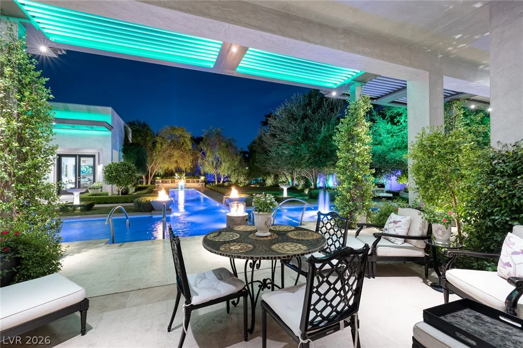 2323 Pinto, Las Vegas, NV 89107