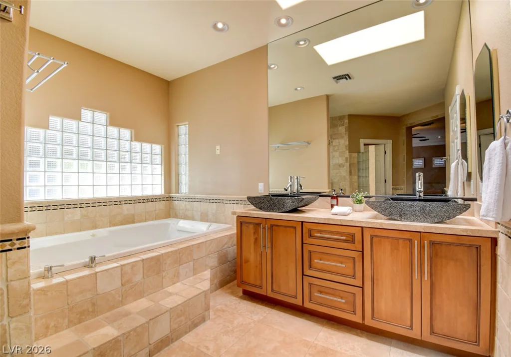 1881 Fairfield, Henderson, NV 89074