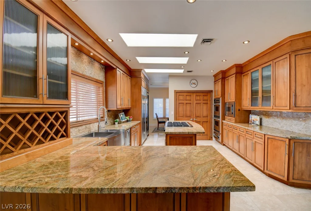 1881 Fairfield, Henderson, NV 89074