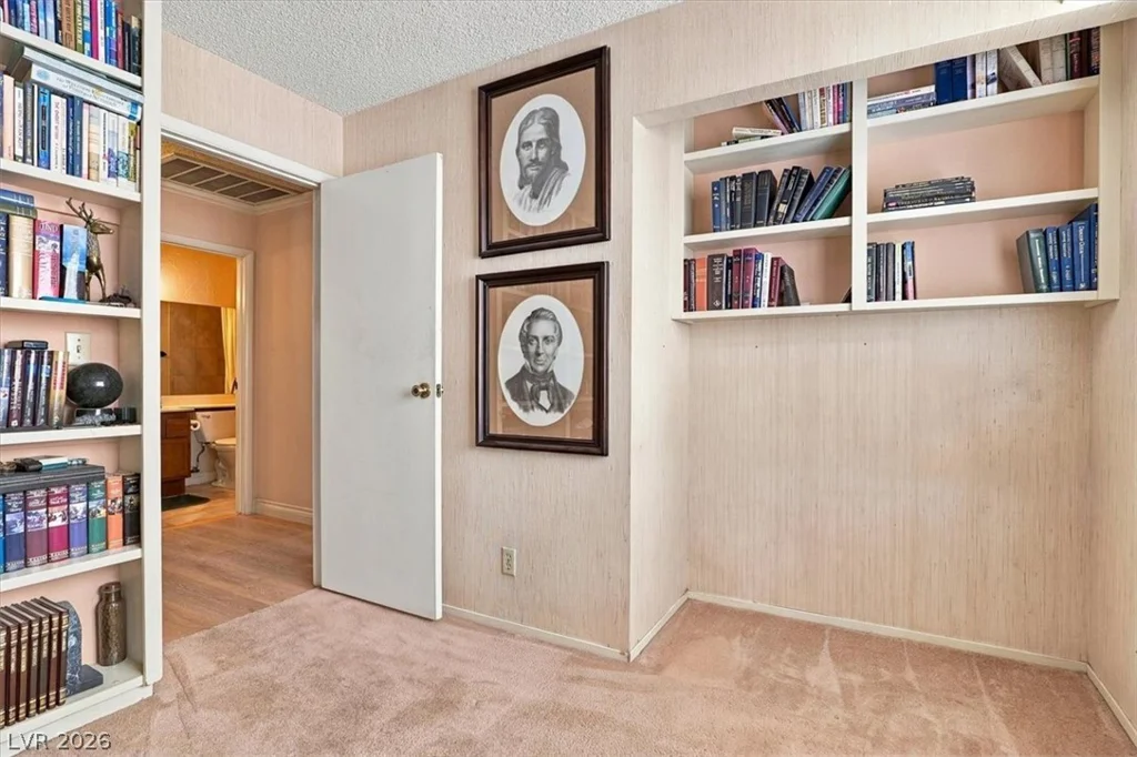 3208 Ivory Coast, Las Vegas, NV 89117
