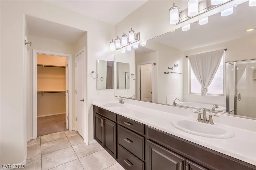 7539 Old Compton, Las Vegas, NV 89166