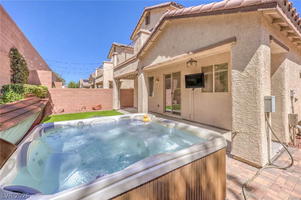 7539 Old Compton, Las Vegas, NV 89166