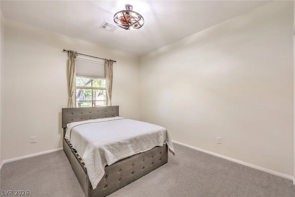 7539 Old Compton, Las Vegas, NV 89166