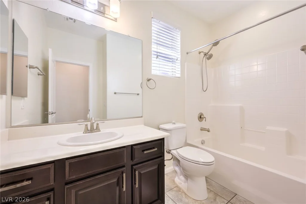 7539 Old Compton, Las Vegas, NV 89166