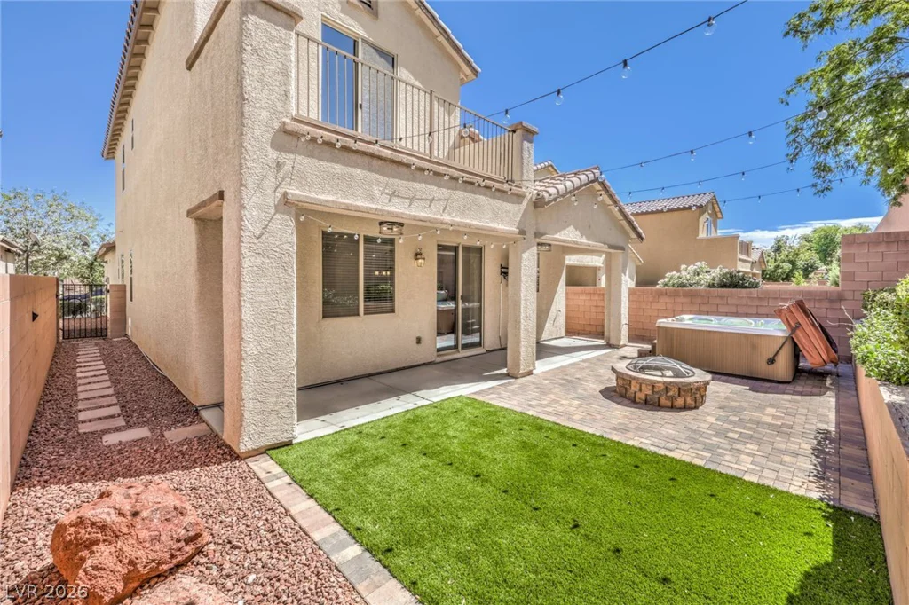 7539 Old Compton, Las Vegas, NV 89166