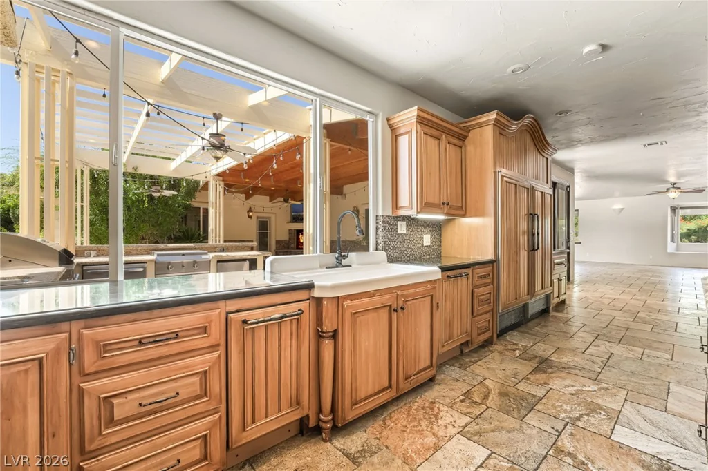 7154 Ranchito, Las Vegas, NV 89120