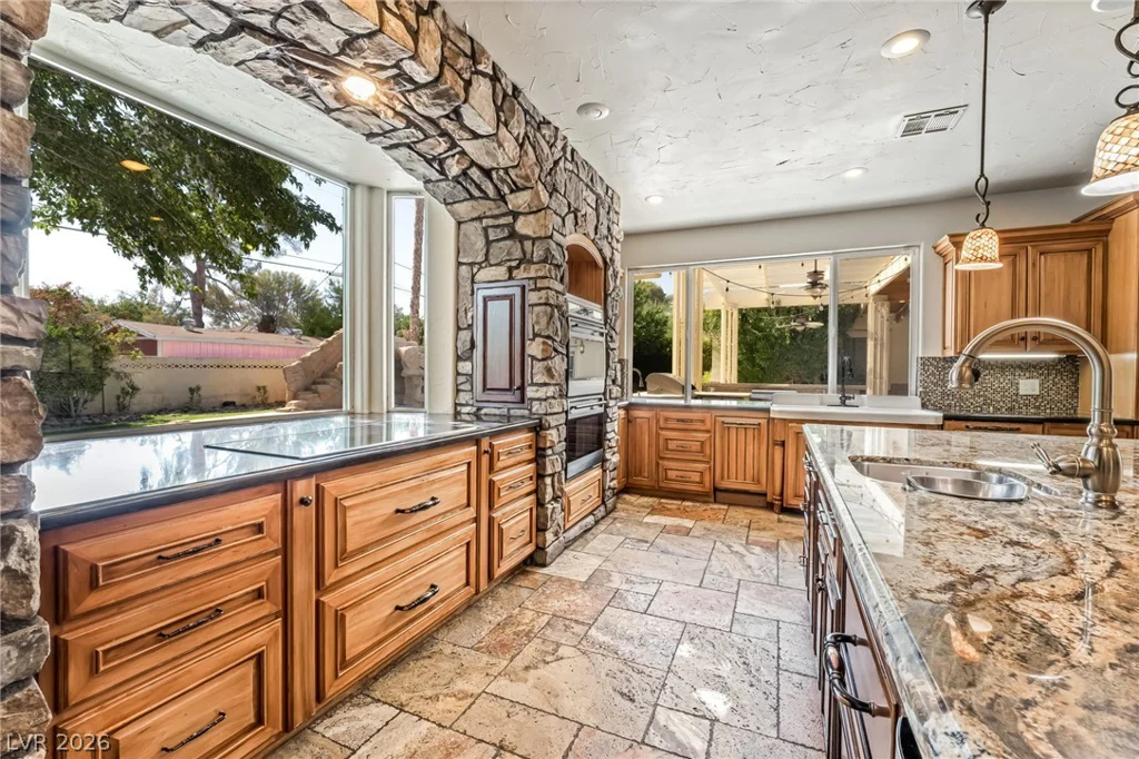 7154 Ranchito, Las Vegas, NV 89120
