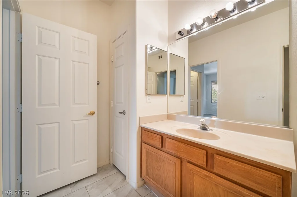 7147 Durango, Las Vegas, NV 89113