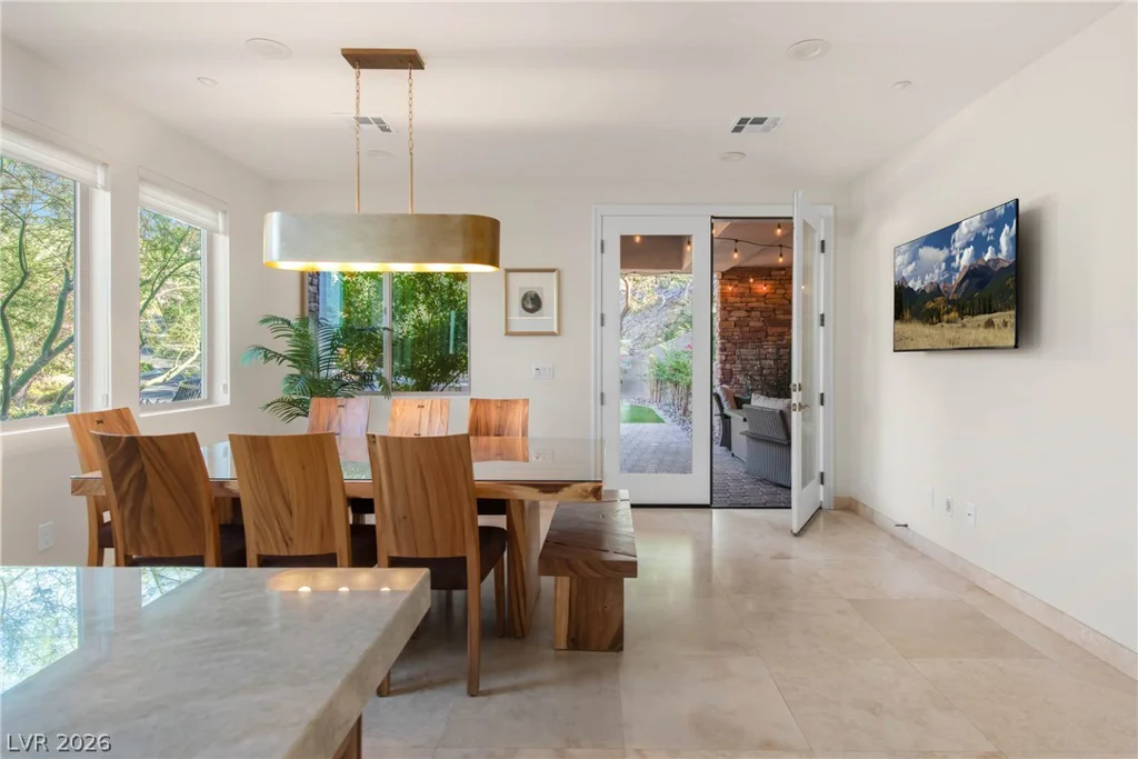 1635 Liege, Henderson, NV 89012