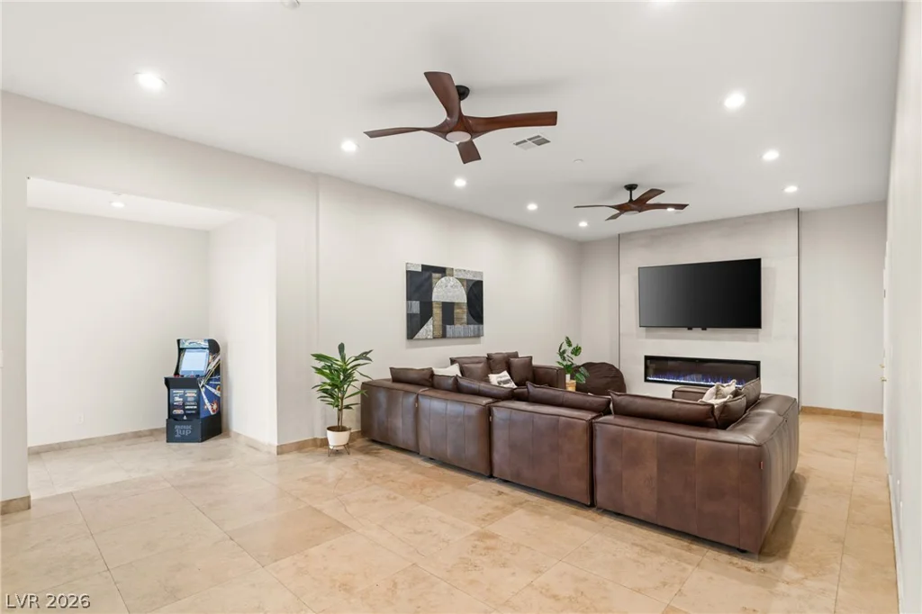 1635 Liege, Henderson, NV 89012