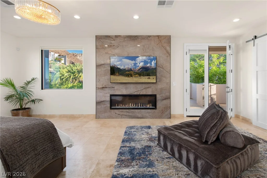 1635 Liege, Henderson, NV 89012
