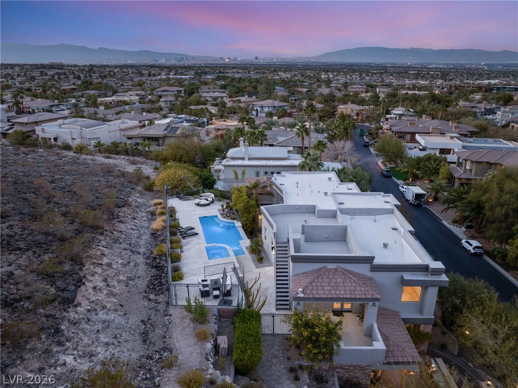 1635 Liege, Henderson, NV 89012