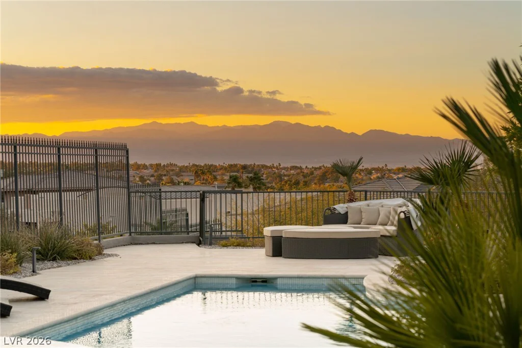 1635 Liege, Henderson, NV 89012