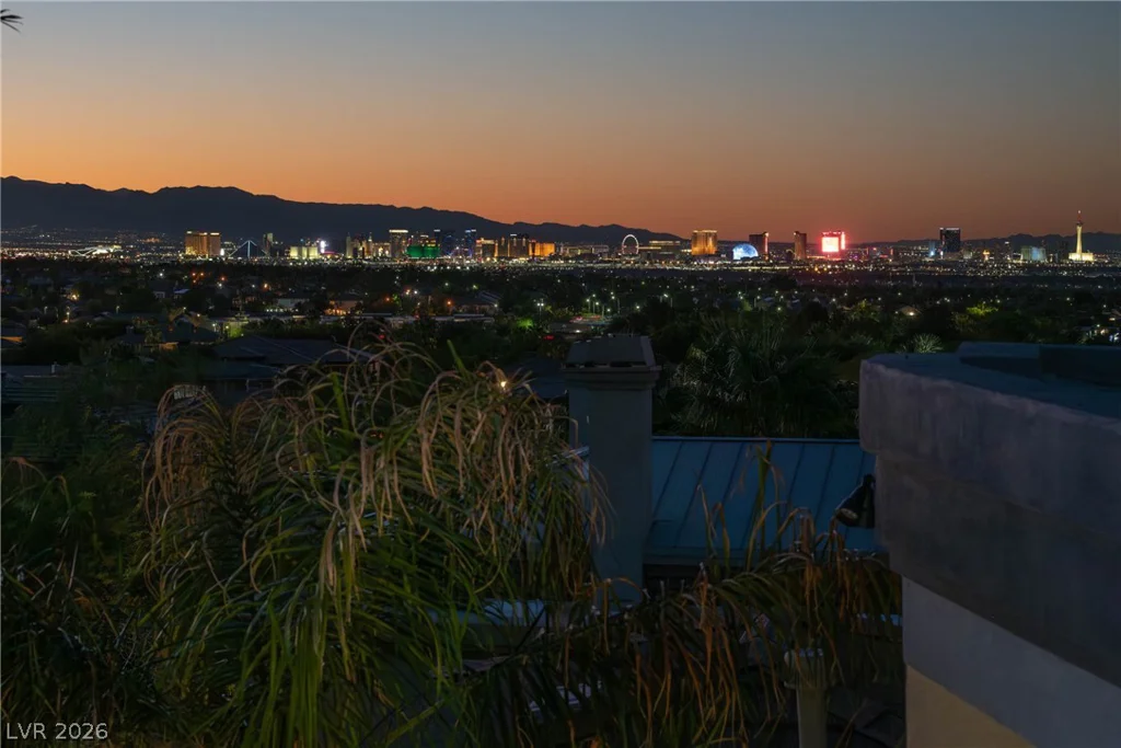1635 Liege, Henderson, NV 89012
