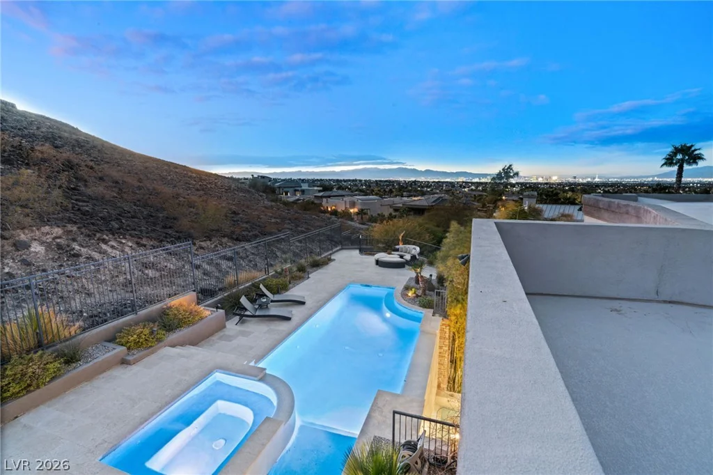 1635 Liege, Henderson, NV 89012