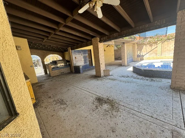 8740 Hammer, Las Vegas, NV 89149