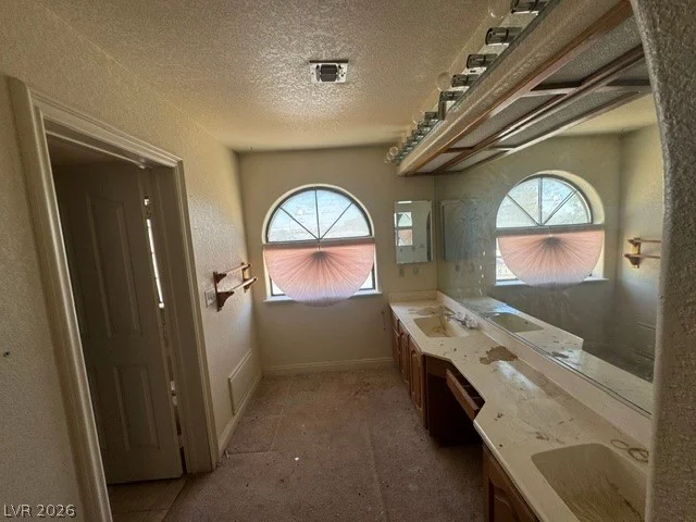 8740 Hammer, Las Vegas, NV 89149