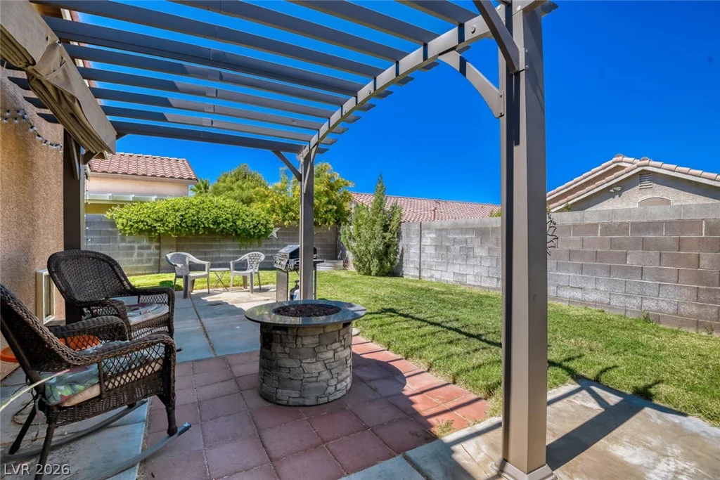 8128 Gilmore, Las Vegas, NV 89129
