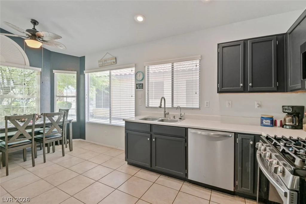 8128 Gilmore, Las Vegas, NV 89129