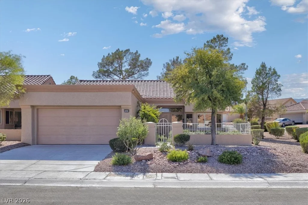 2849 Bluffpoint, Las Vegas, NV 89134