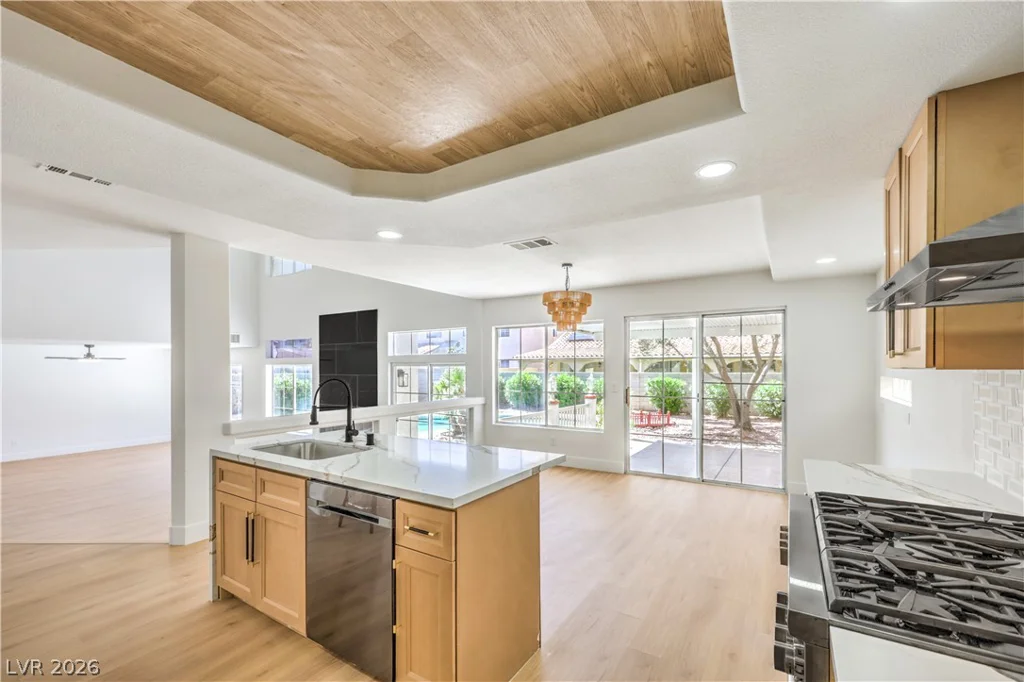 11 Old Lake, Henderson, NV 89074