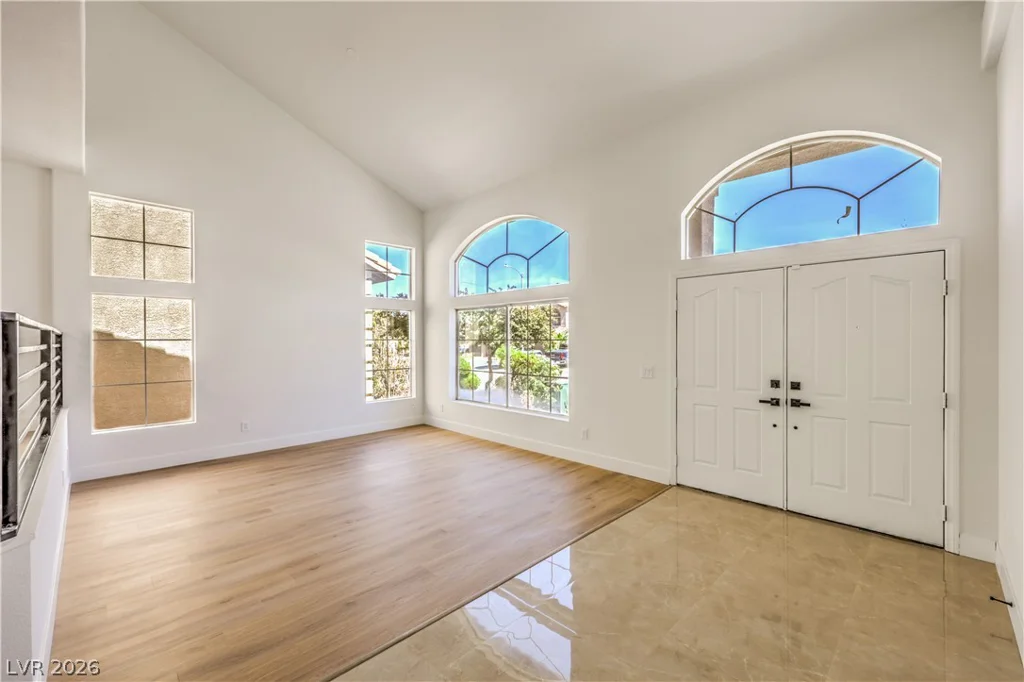 11 Old Lake, Henderson, NV 89074