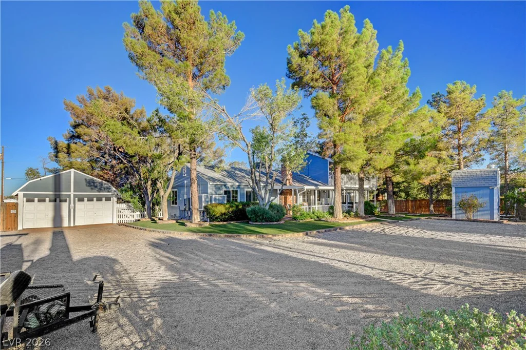 8360 Avery, Las Vegas, NV 89161
