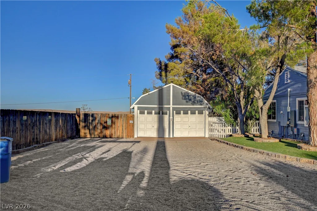 8360 Avery, Las Vegas, NV 89161