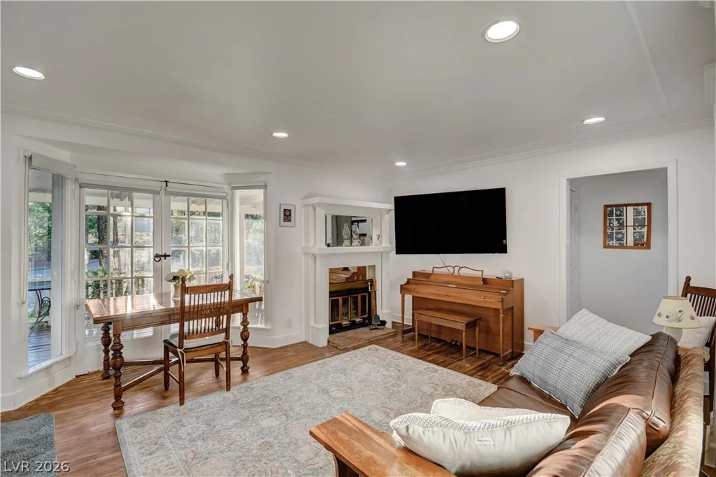 8360 Avery, Las Vegas, NV 89161