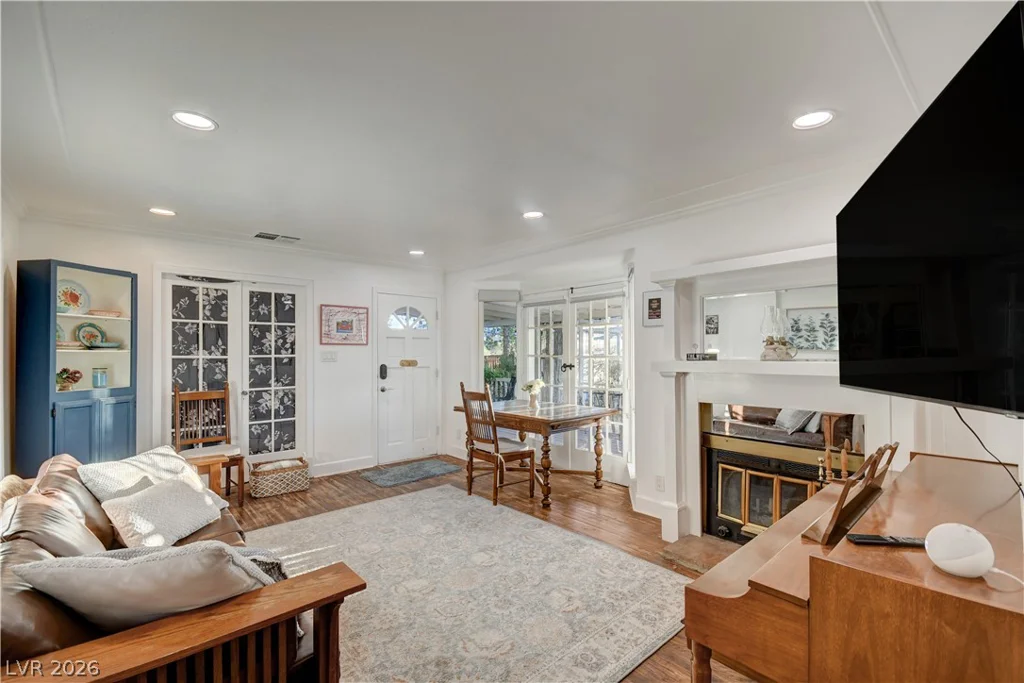 8360 Avery, Las Vegas, NV 89161