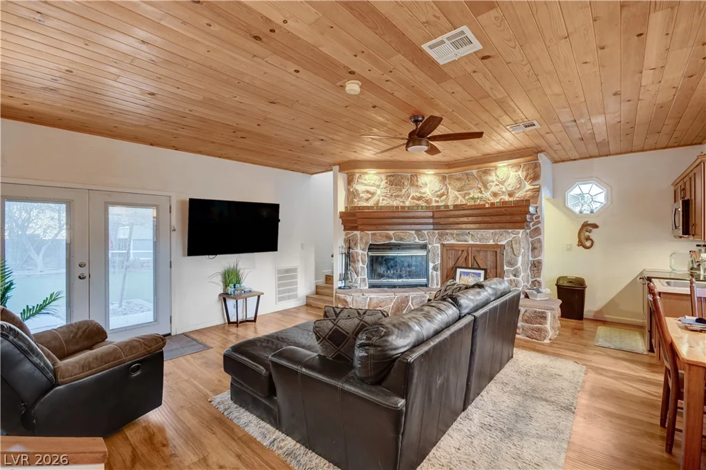 8360 Avery, Las Vegas, NV 89161