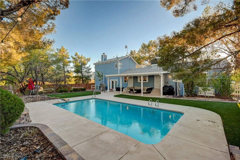 8360 Avery, Las Vegas, NV 89161