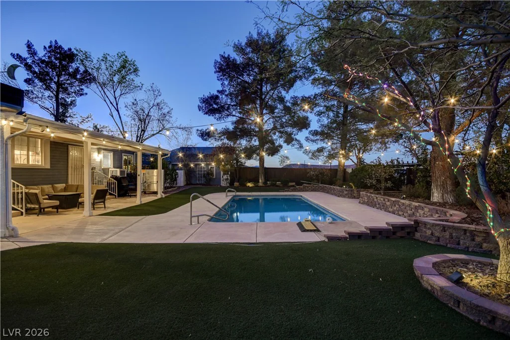 8360 Avery, Las Vegas, NV 89161