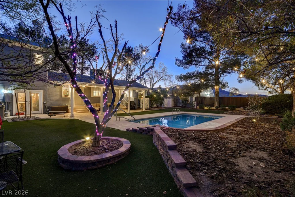 8360 Avery, Las Vegas, NV 89161