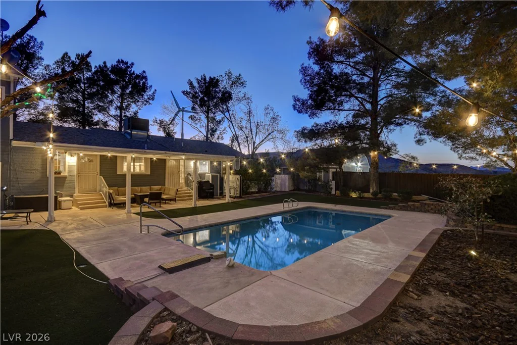 8360 Avery, Las Vegas, NV 89161