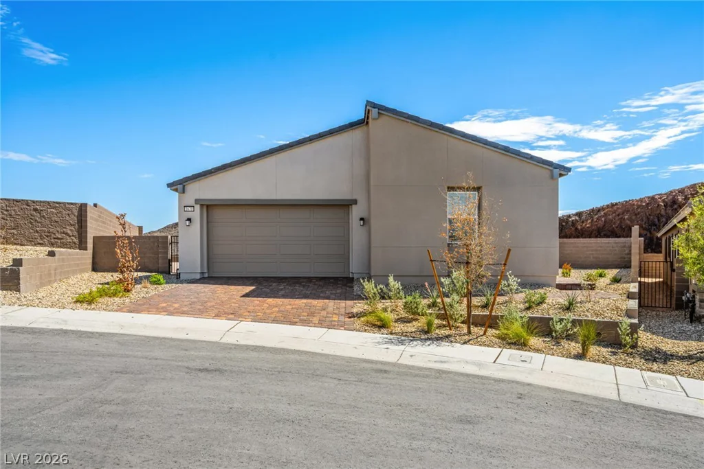 1670 Capri Falls, Henderson, NV 89011