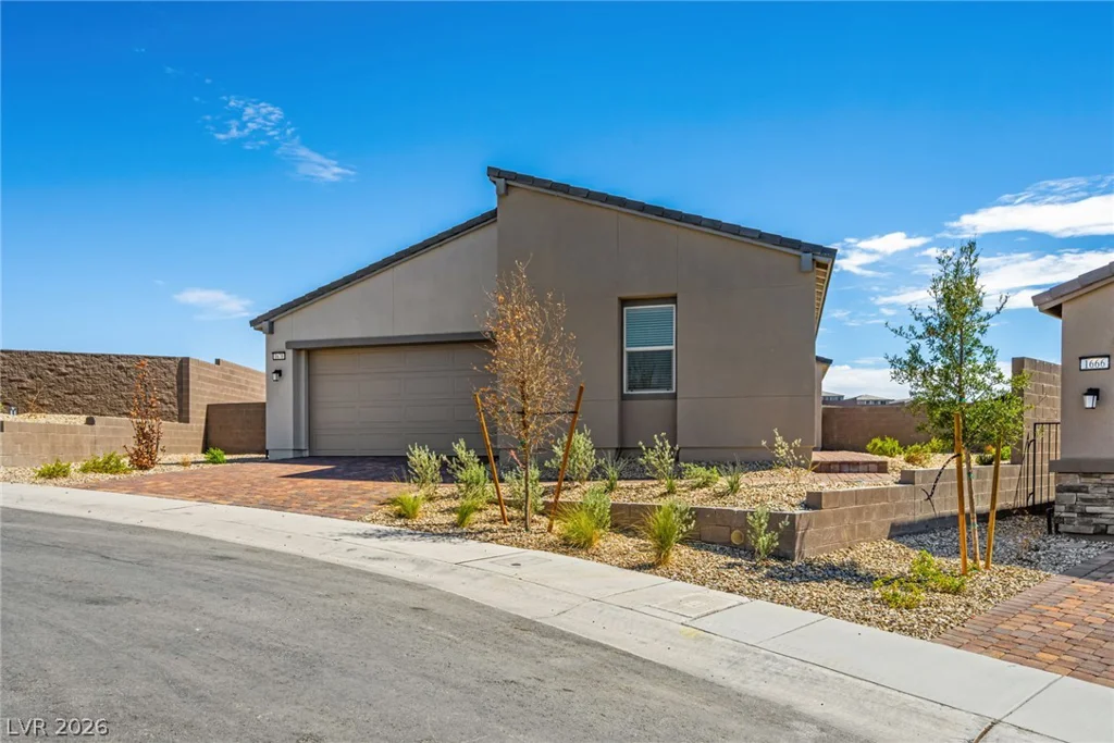 1670 Capri Falls, Henderson, NV 89011