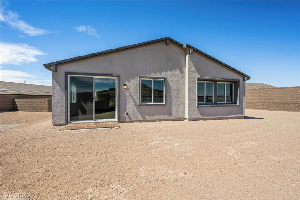 1670 Capri Falls, Henderson, NV 89011