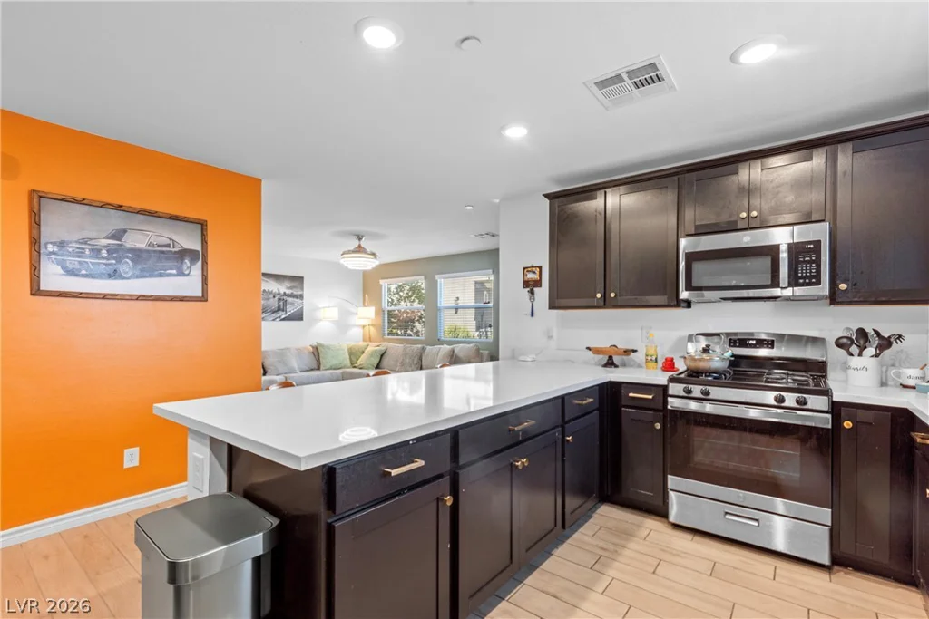 6186 Rathbone, Las Vegas, NV 89166